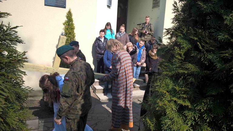 18.03.2016r.zakończenie rekolekcji dla Gim. nr 39 - Misteria Męki Pańskiej przygotowane przez Katolickie LO im. bł. E. Bojanowskiego w Henrykowie