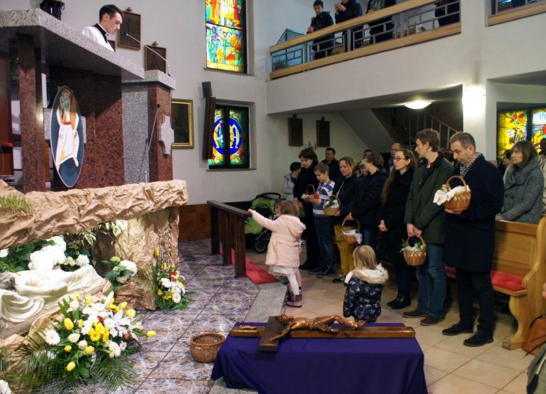 Wielka Sobota - święcenie pokarmów