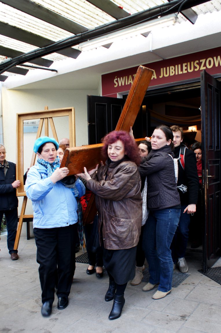 Peregrynacja symboli Światowych Dni Młodzieży - 9 IV 2016