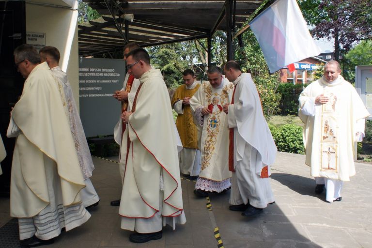 21 V 2016 - uroczysta Msza św. dziękczynna z okazji 25 rocznicy święceń kapłańskich Proboszcza ks. Jana Adamarczuka