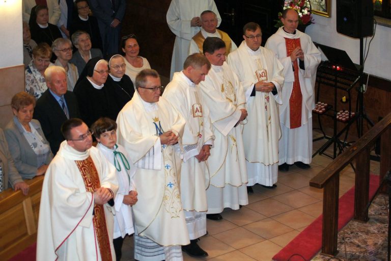 21 V 2016 - uroczysta Msza św. dziękczynna z okazji 25 rocznicy święceń kapłańskich Proboszcza ks. Jana Adamarczuka