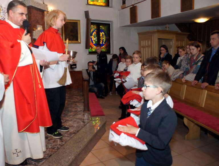 Przyjęcie kandydatów na ministrantów do Liturgicznej Służby Ołtarza - 15.05.2016 - Uroczystość Zesłania Ducha Świętego